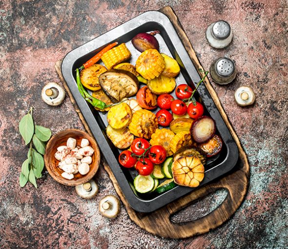 Should You Put Water in the Bottom of Your Roasting Pan? Only Cookware